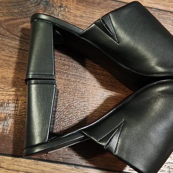 Steve Madden Chunky Block Heels - Picture 10 of 16